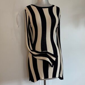 SHEIN Aiirz black and white striped long sleeve top size small